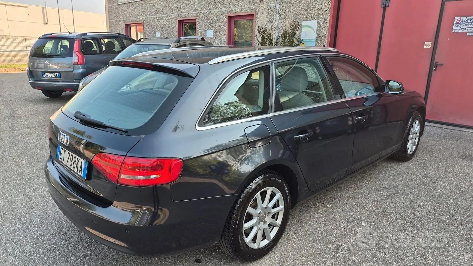 Audi A4 2014 photo 2