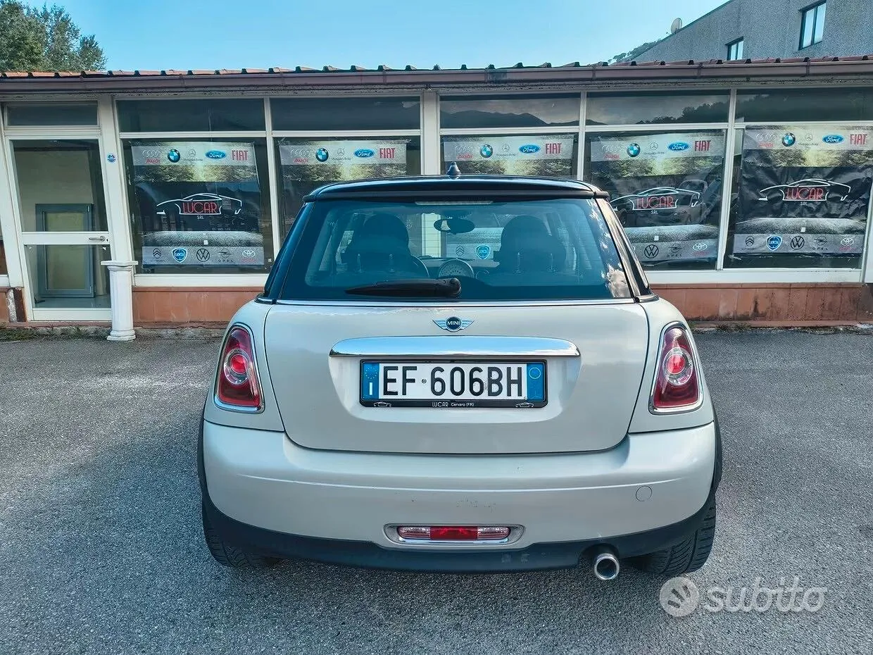 Mini Cooper 2010 photo 5