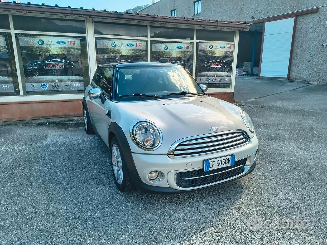 Mini Cooper 2010 photo 3