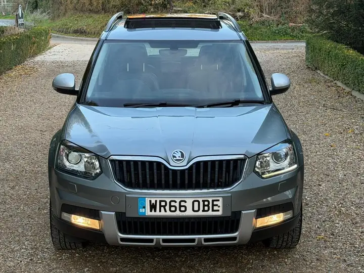 Skoda Yeti 2016 photo 2