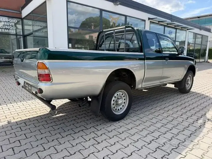 Mitsubishi L200 1999 photo 5