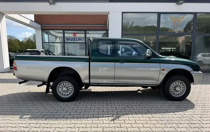 Mitsubishi L200 1999 photo 4