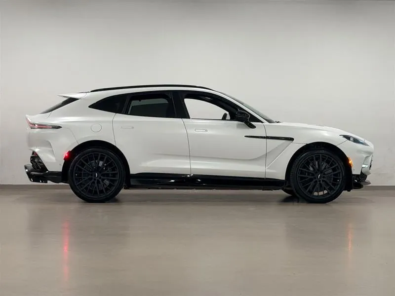 Aston Martin Dbx707 2025 photo 3