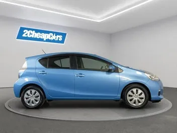 Toyota Aqua 2013 photo 5
