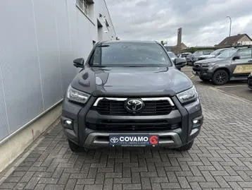Toyota Hilux 2025 photo 3
