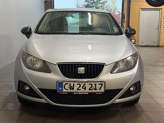 Seat Ibiza 2010 photo 3