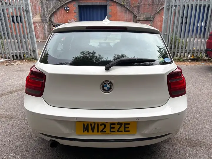 BMW 1 Series 2012 photo 5