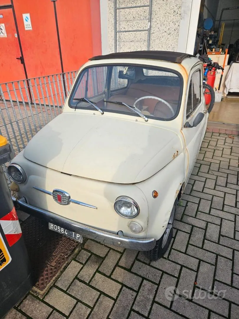 Volkswagen Karmann Ghia