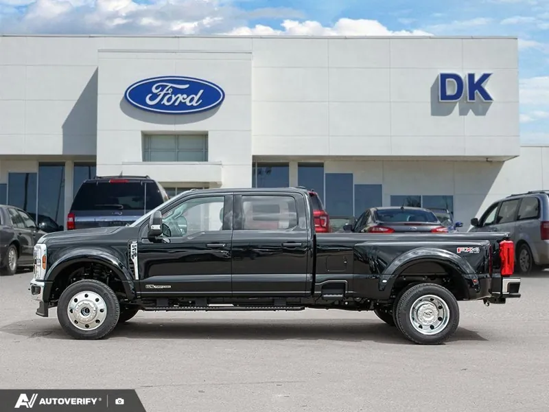 Ford F-450 2026 photo 3