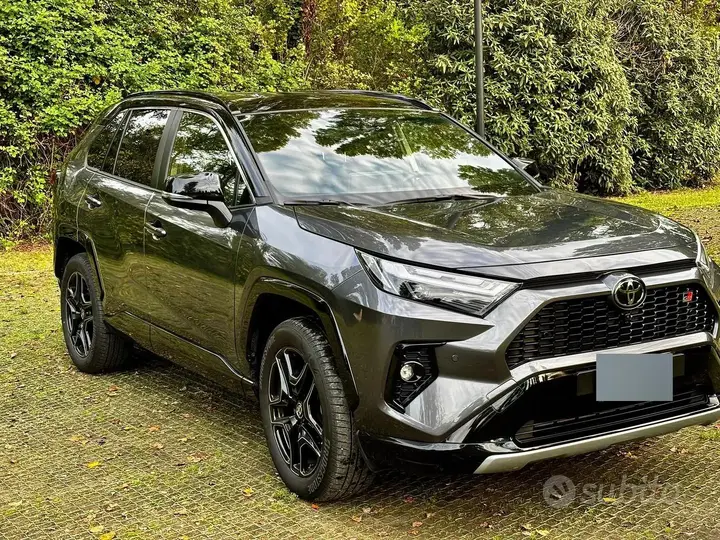 Toyota Rav4 2024 photo 2