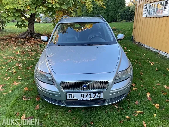 Volvo V50 2006 photo 2