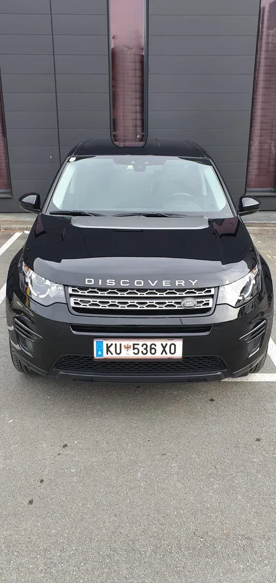 Land Rover Discovery Sport 2019 photo 3