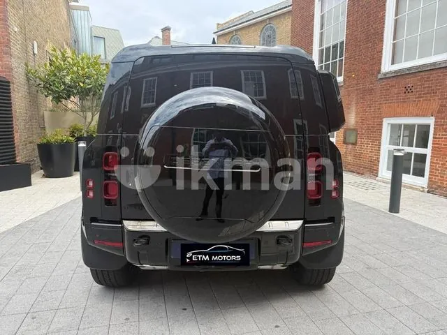 Land Rover Defender 2026 photo 5