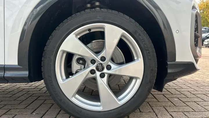 Audi Q5 2026 photo 5