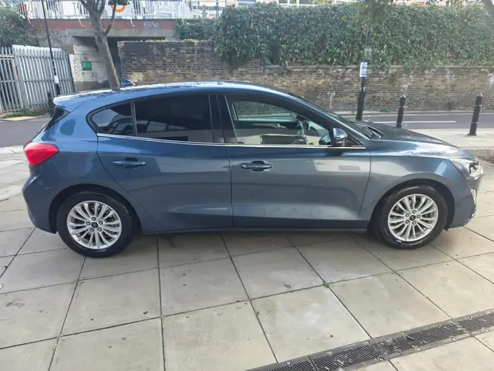 Ford Focus 2020 photo 5