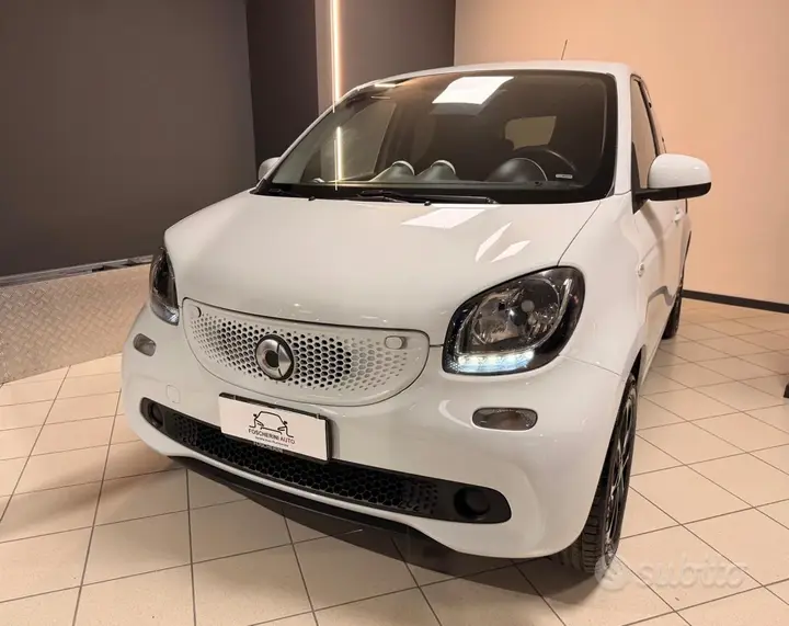 Smart Forfour 2015 photo 3