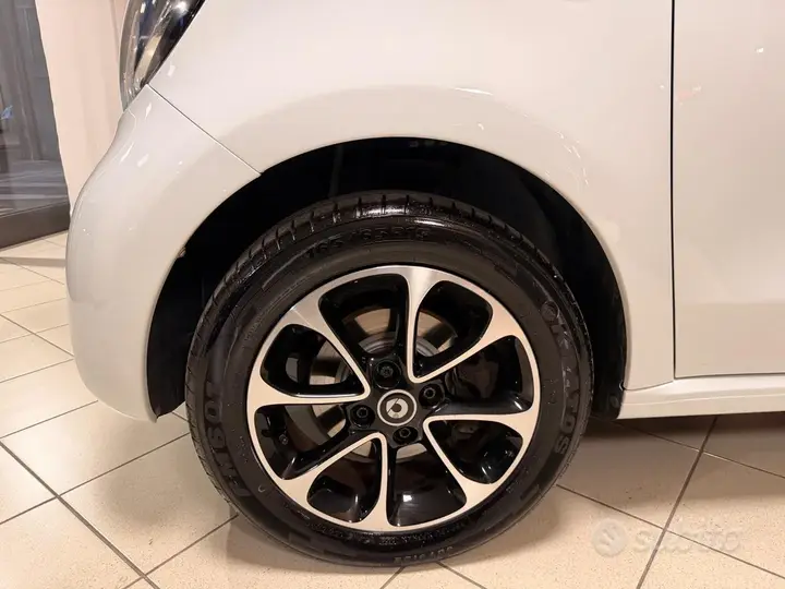 Smart Forfour 2015 photo 5