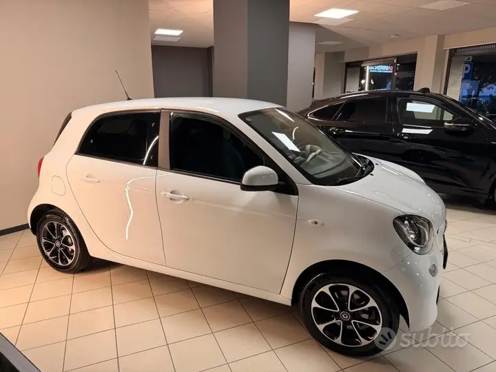 Smart Forfour 2015 photo 4