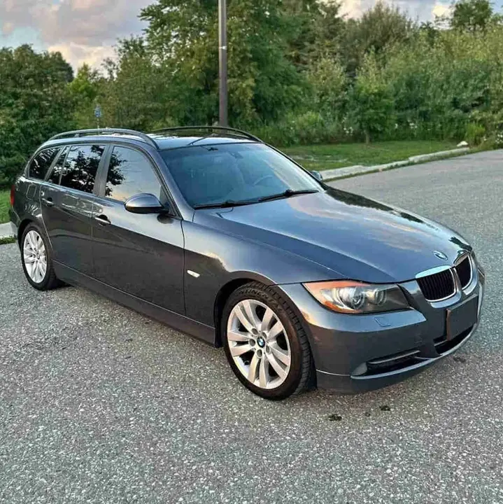 BMW 328Xi