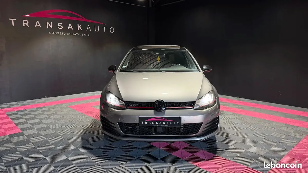 Volkswagen Golf 2014 photo 2