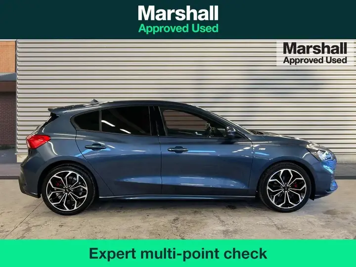 Ford Focus 2021 photo 2