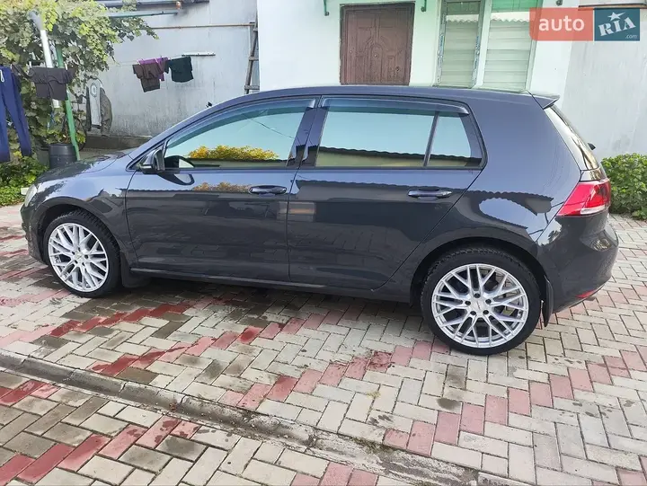 Volkswagen Golf 2014 photo 3