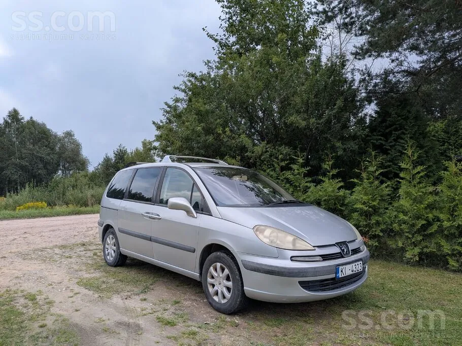 Peugeot 807