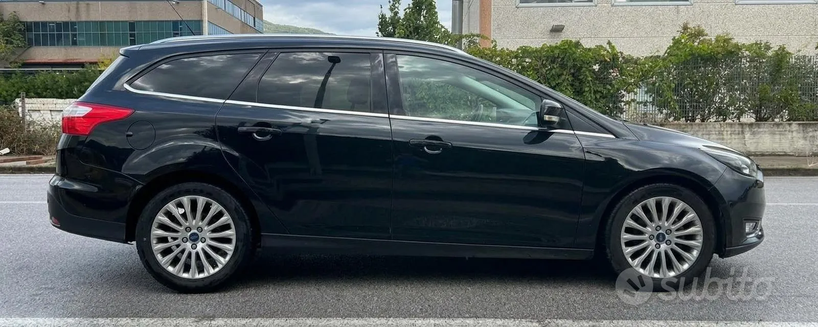 Ford Focus 2011 photo 4
