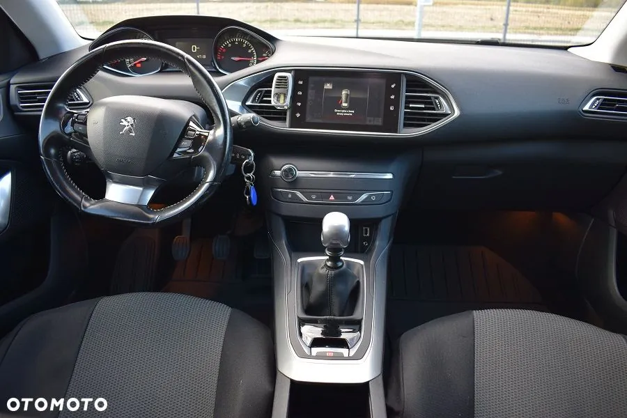 Peugeot 308 2017 photo 5