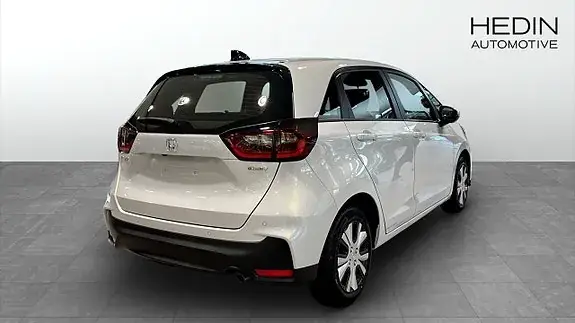 Honda Jazz 2027 photo 2
