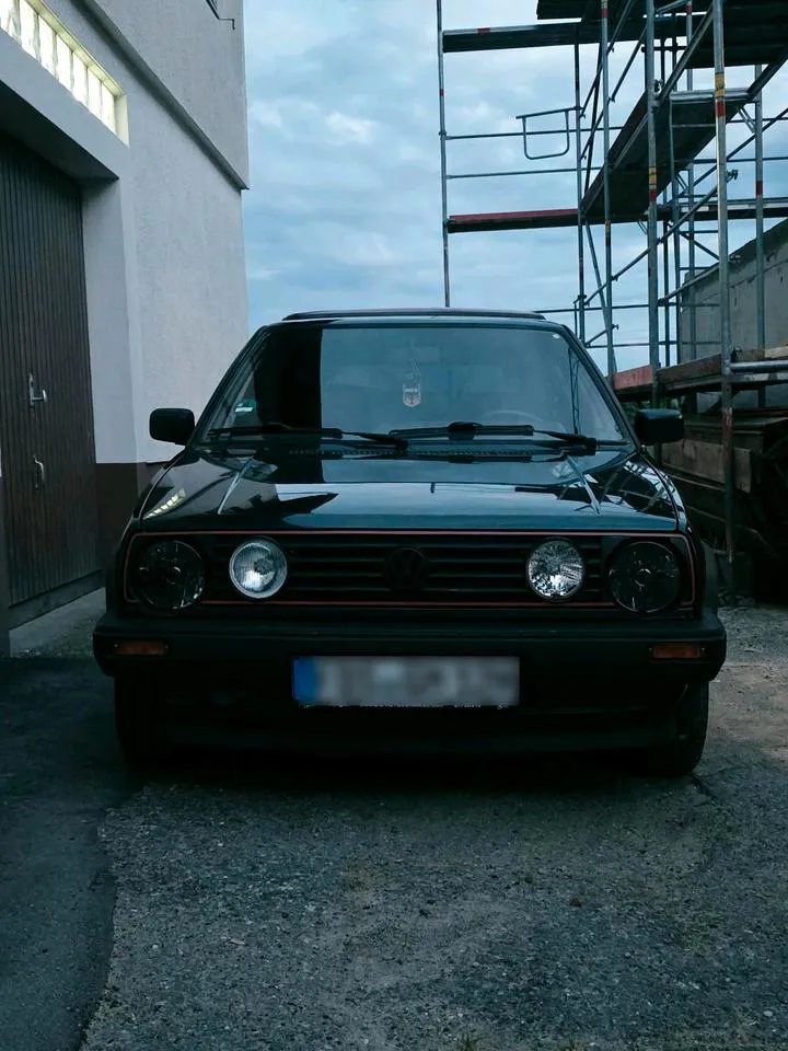 Volkswagen Golf 2