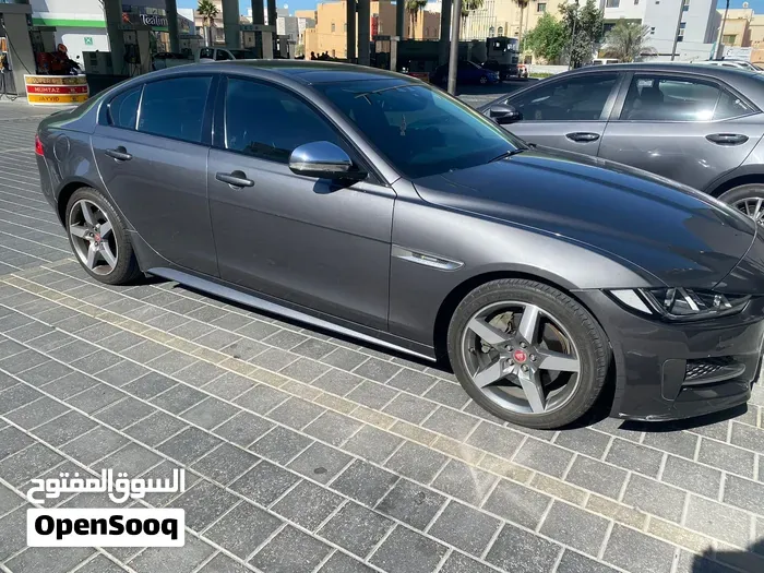 Jaguar F-Pace 2020 photo 5