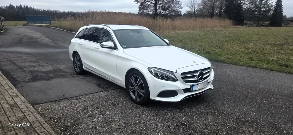 Mercedes-Benz C 220 D
