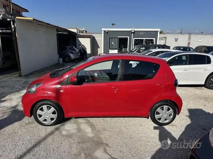 Toyota Aygo 2010 photo 4