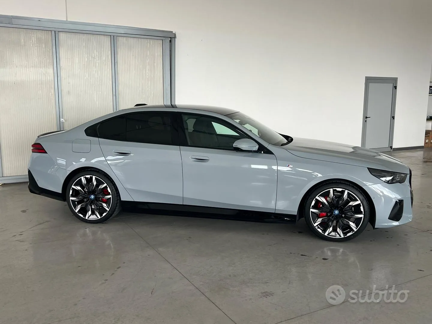BMW I5 2024 photo 2