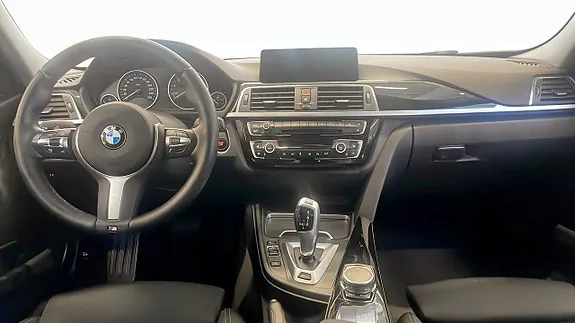 BMW 330E 2017 photo 4