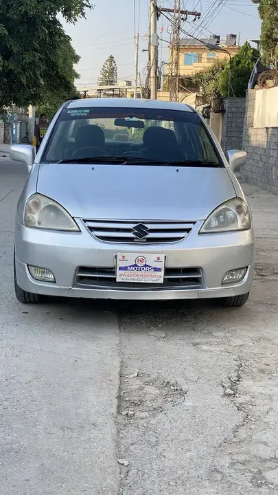 Suzuki Liana