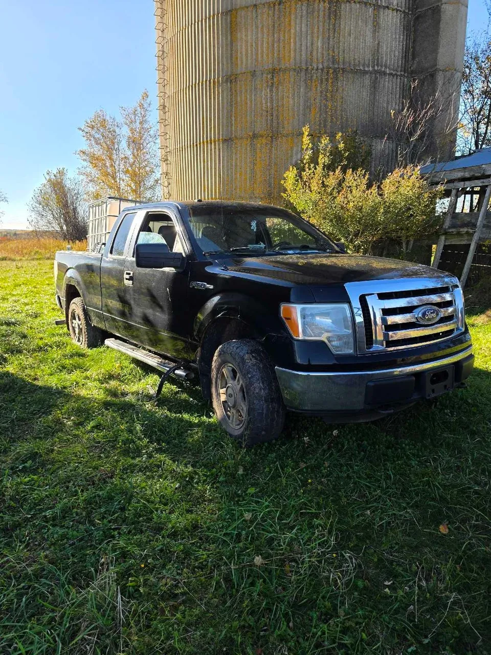 Ford F-150 2011 photo 2