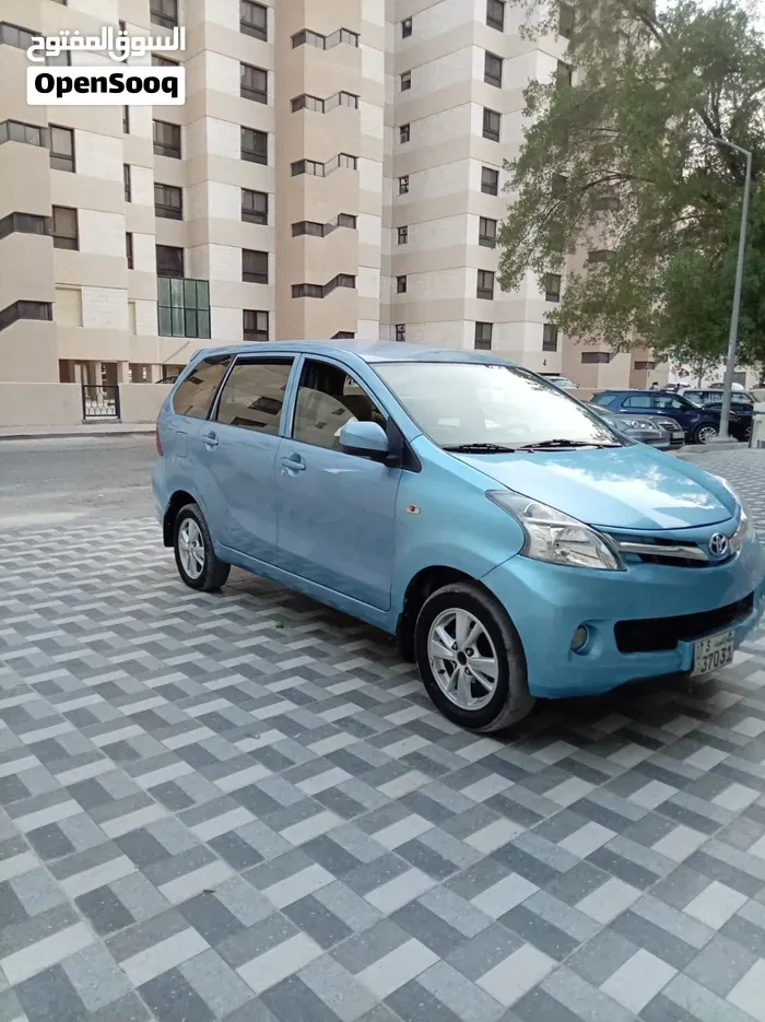 Toyota Avanza 2015 photo 2