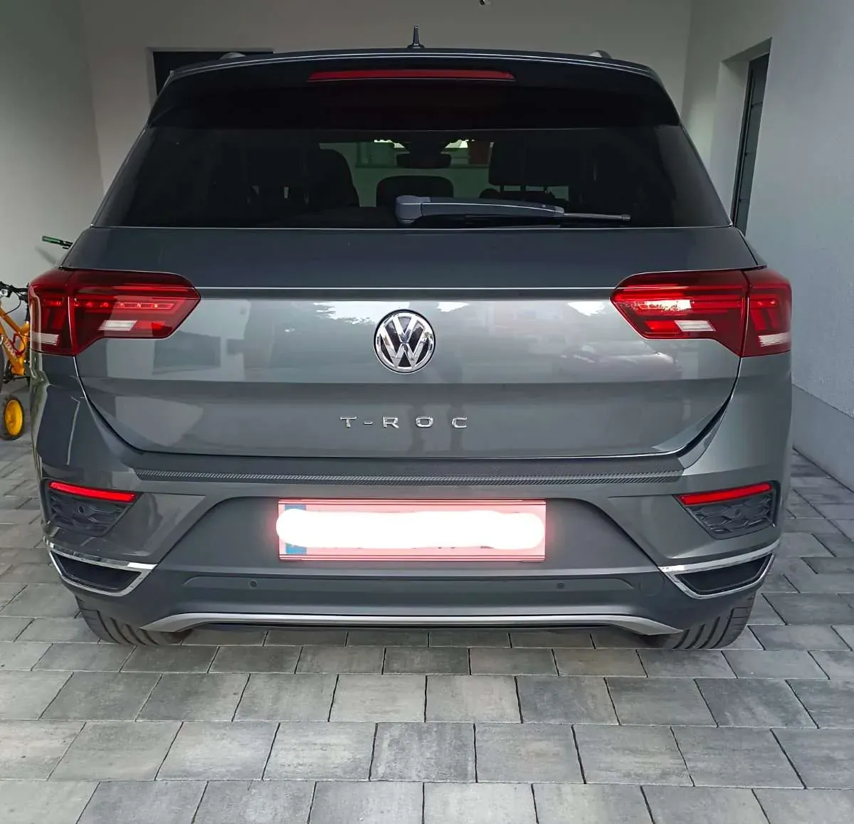 Volkswagen T-Roc 2018 photo 2