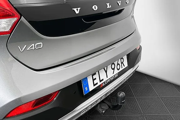 Volvo V40 Cross Country 2019 photo 4