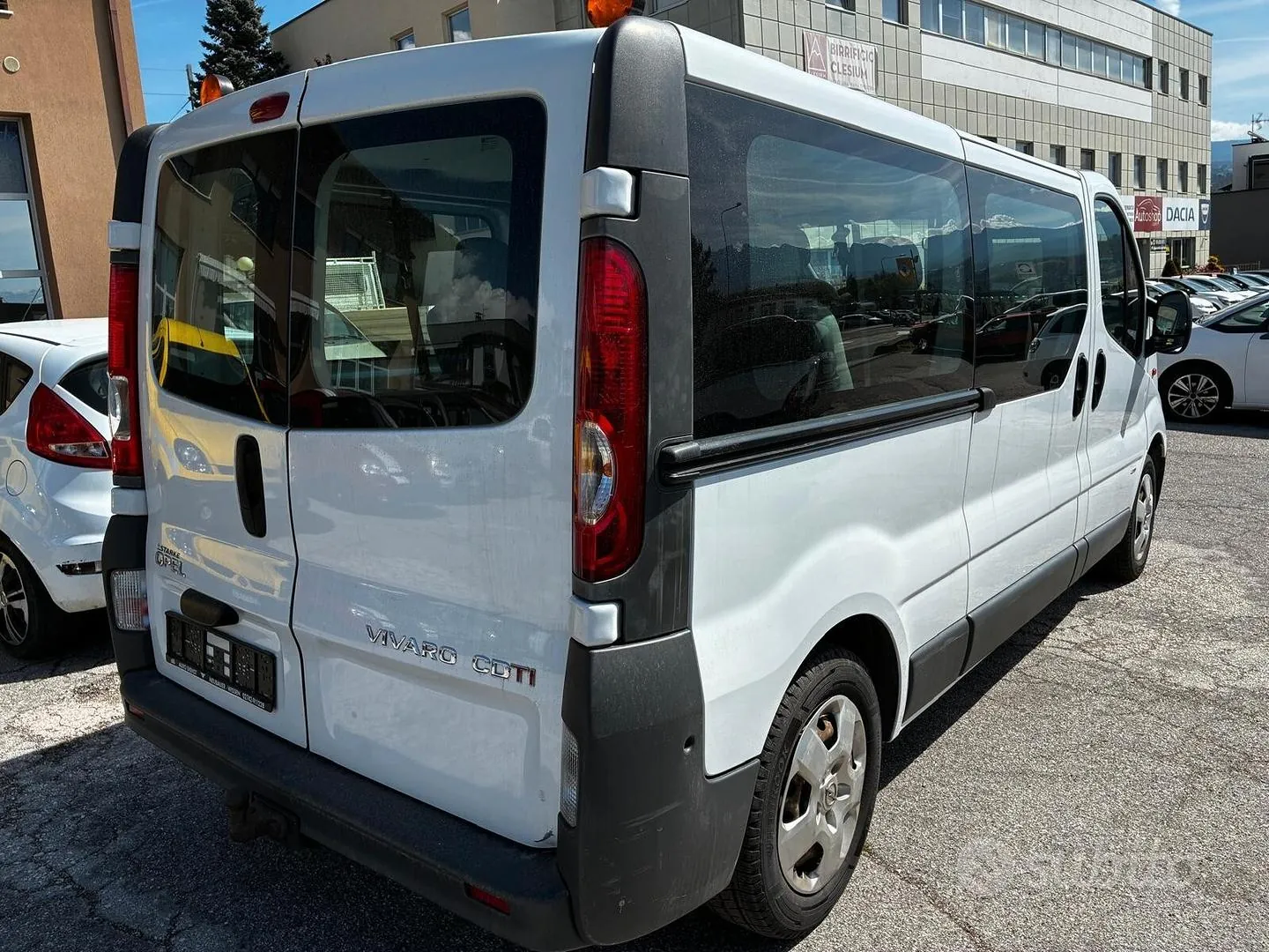 Opel Vivaro 2013 photo 5