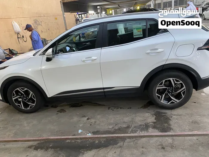 Kia Sportage 2023 photo 2