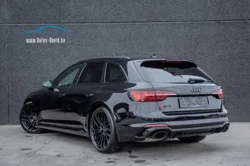 Audi Rs4 Avant 2023 photo 2