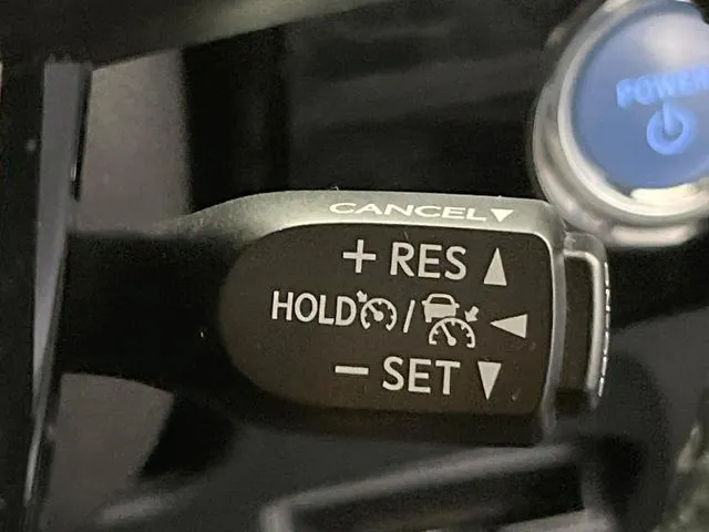 Toyota Prius 2021 photo 5