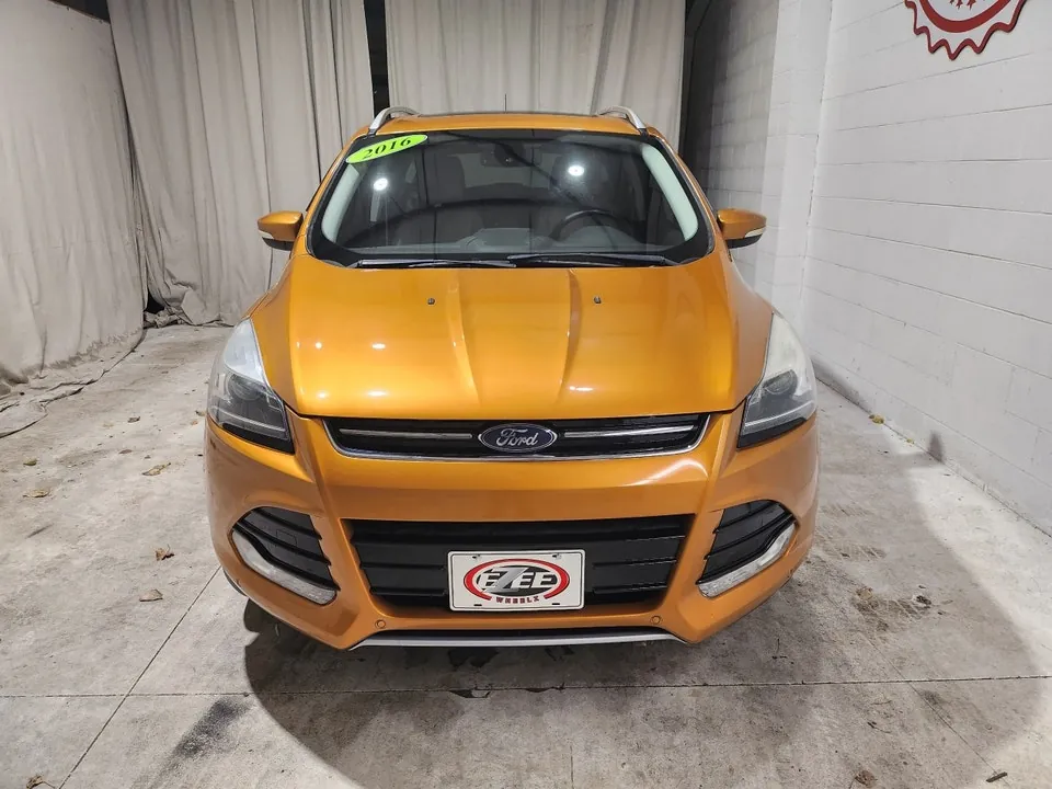 Ford Escape 2016 photo 2