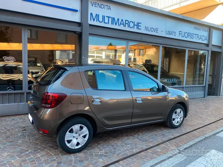 Dacia Sandero 2018 photo 3