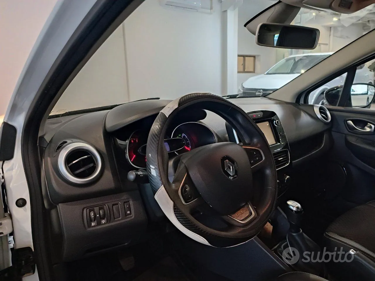 Renault Clio 2018 photo 5