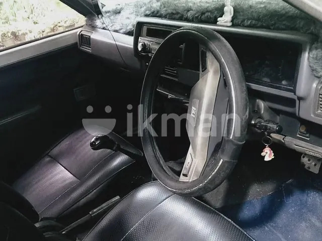 Toyota Corolla 1985 photo 4