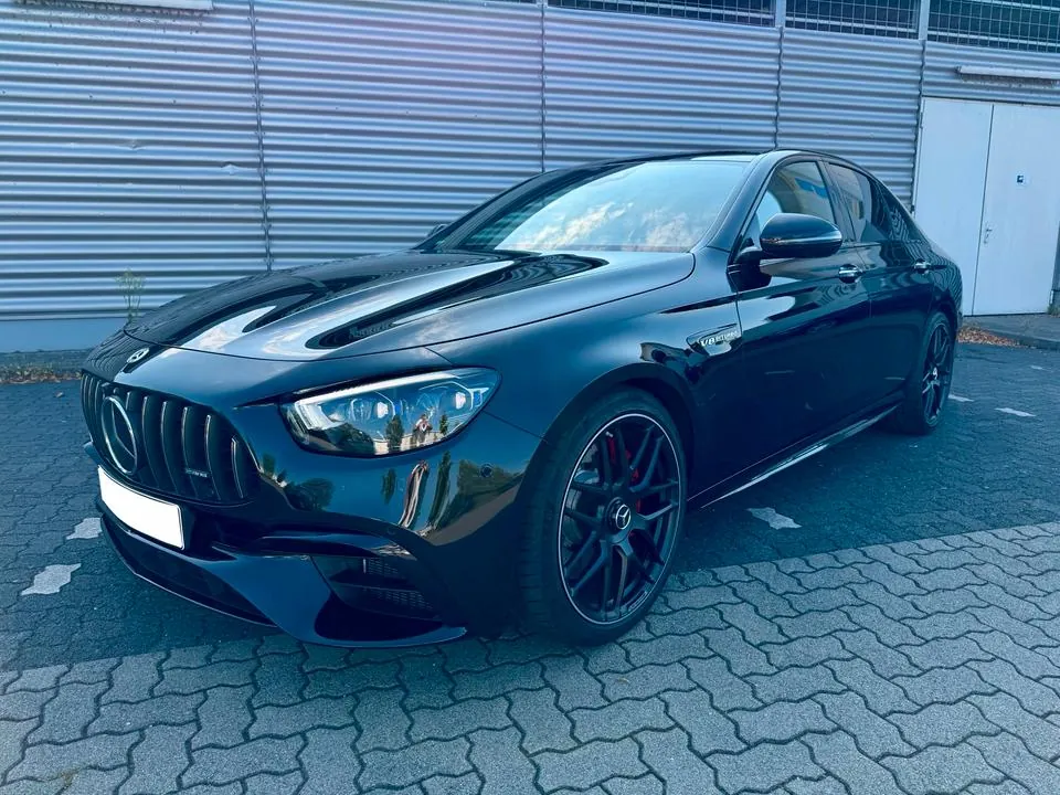 Mercedes-Benz E 63S Amg